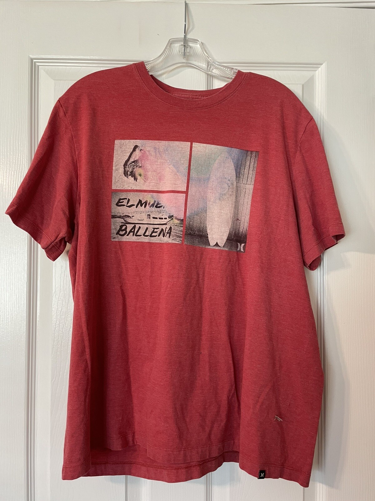 Hurley XL Premium Fit T-Shirt In Red 