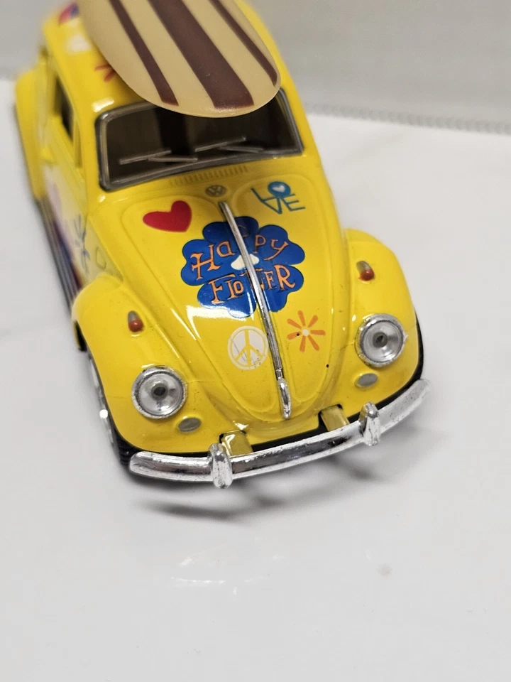 Volkswagen Classic 1967 VW Beetle Love Bug Surfer Hippie Kinsmart 1/32 Diecast Foto 4 de 4