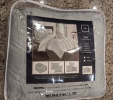 Chic Home Design Tori 10 Piece Comforter Set Green King