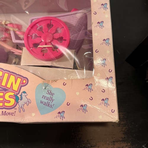 Galoob Bouncin’ Ponies Purple Walkin’ Pony & Her Carriage Walking Pony NIB #3454 - Picture 8 of 20
