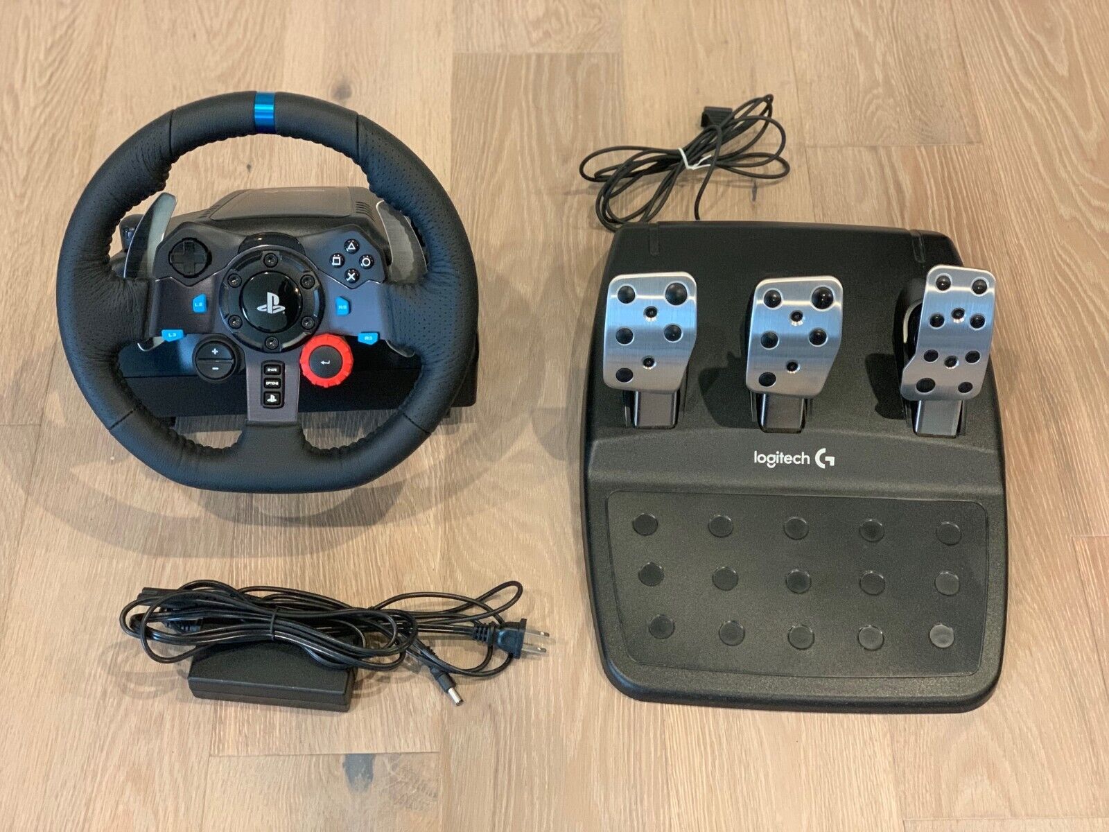 Colossal Logitech racing wheel and pedal  bargain drives price down  25% - Dexerto