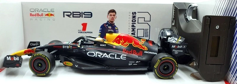Maisto 1/24 Scale 82358 - F1 Red Bull RB19 RC Car 2.4GHZ - #1 Max Verstappen - Image 4 of 4