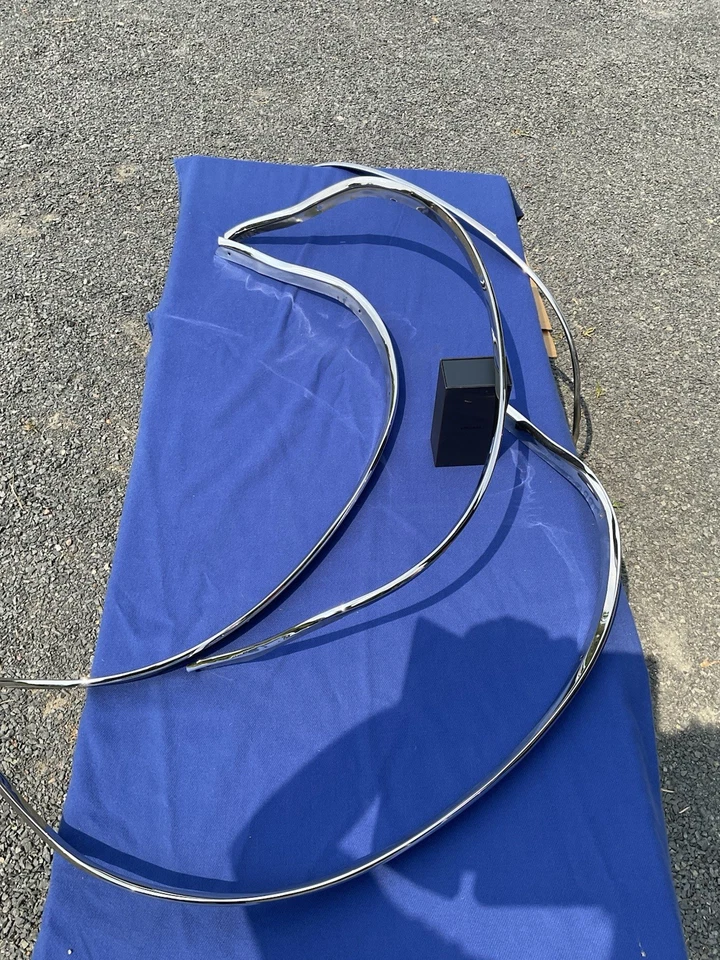 Oldsmobile Cutlass 442 1970 1971 juego de 4 piezas moldura de apertura de rueda,  Foto 2 de 4