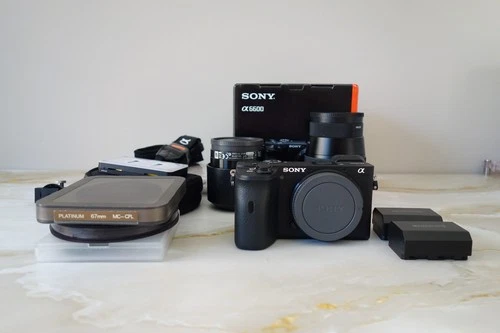Sony Alpha a6600 24.2MP Mirrorless Camera - Black (Plus extras - PLS READ!)
