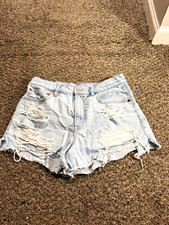 American Eagle Strigid High Rise Light Wash Cut Off Denim Shorts Womens 0 26"