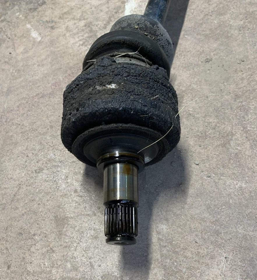 Mercedes CV Axle OEM W126 300SE 300SEL 300SDL Foto 2 de 3