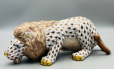 Herend - Lion Drinking Water - Chocolate Brown Fishnet