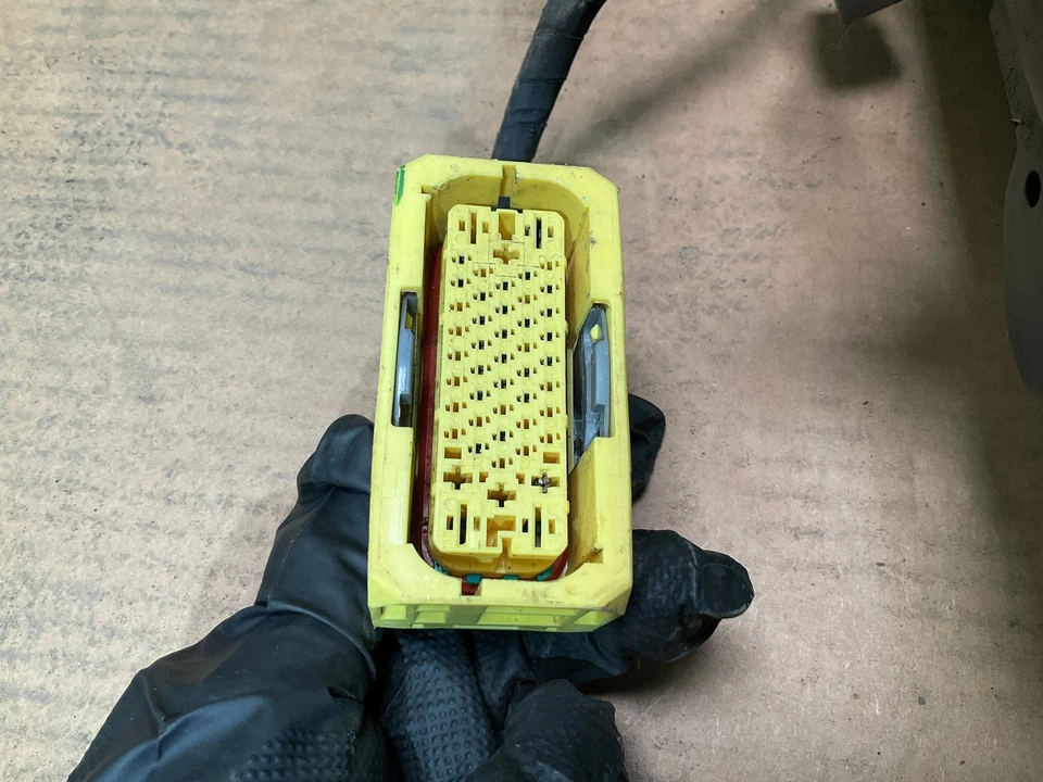 15-20 吉姆西育空 XL 右前通行证座椅组件 原始设备制造商 — 第 3/4 张图片