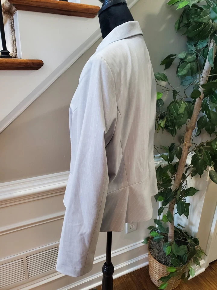 Апостроф женщин белый полиэстер длинным рукавом кнопки спереди куртка размер 18 - Изображение 4 из 4