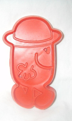 MR MEN BOOK CHARACTER ROGER HARGREAVES MUDDLE COOKIE CUTTER ENGLAND SALTER