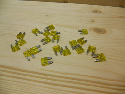 12V-32V Flachsicherung 11mm 20A gelb Mini  KFZ Sicherung 2 bis 10 Stück