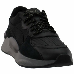 rs 9.8 earth sneakers