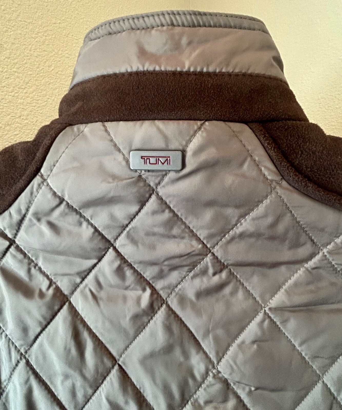 Tumi Men's Medium Quilted Jacket with Suede Leather A… Gem