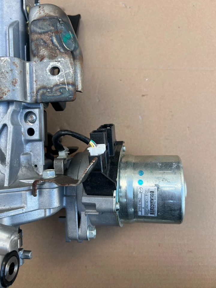 Mazda CX-30 2020-2023 2,5 L columna de dirección asistida eléctrica conjunto de motor OEM Foto 3 de 4
