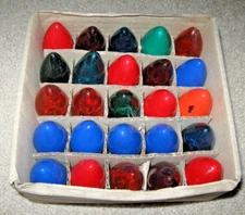 VINTAGE ASSORTED C9 CHRISTMAS BULBS LOT 25 ORANGE RED BLUE GREEN 120 volt