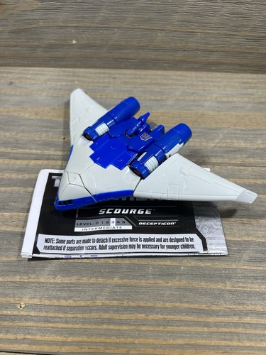 TRANSFORMERS GENERATIONS SCOURGE 2011 DELUXE CLASS COMPLETE | eBay