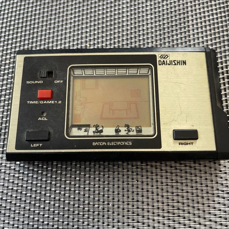 DAIJISHIN Retro Game Console BANDAI