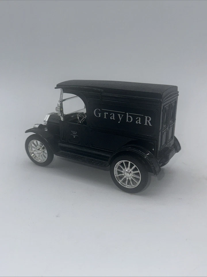 De colección 1992 ERTL Co. 1913 UPS escala 1/25 panel frontal abierto lateral camioneta Ford barra gris Foto 2 de 4