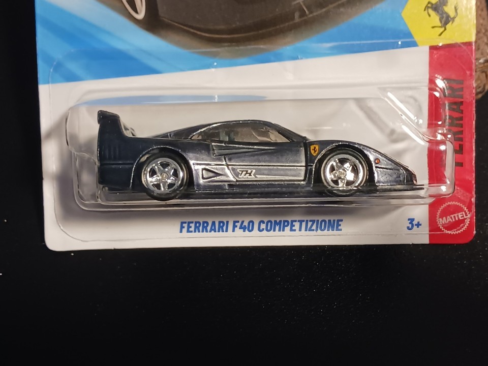 Short Card Super Treasure Hunt 2026 C Case Ferrari F40 Competizione Could not pass up a holy grail piece for the collection. Massive shoutout to the Queen of the DMV @dmvdiecast