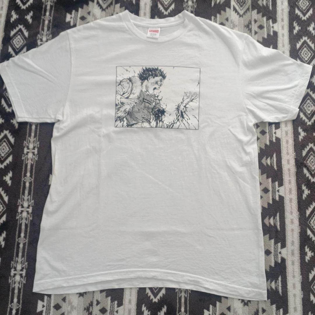 T shirt homme Supreme L Akira difficile à obtenir streetwear emblématique rare occasion limitée
