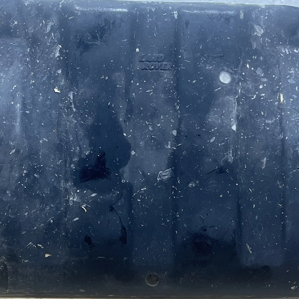 2005-2009 Land Rover Lr3 Front Engine Under Splash Guard Shield Cover OEM - Image 3 of 4