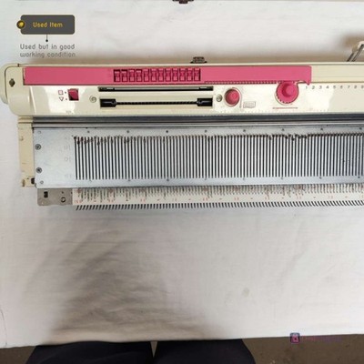 【中古美品】YOSAライトケープA TOYOTA KS-858 KNITTING MACHINE WITH ATTACHMENTS VINTAGE AISIN