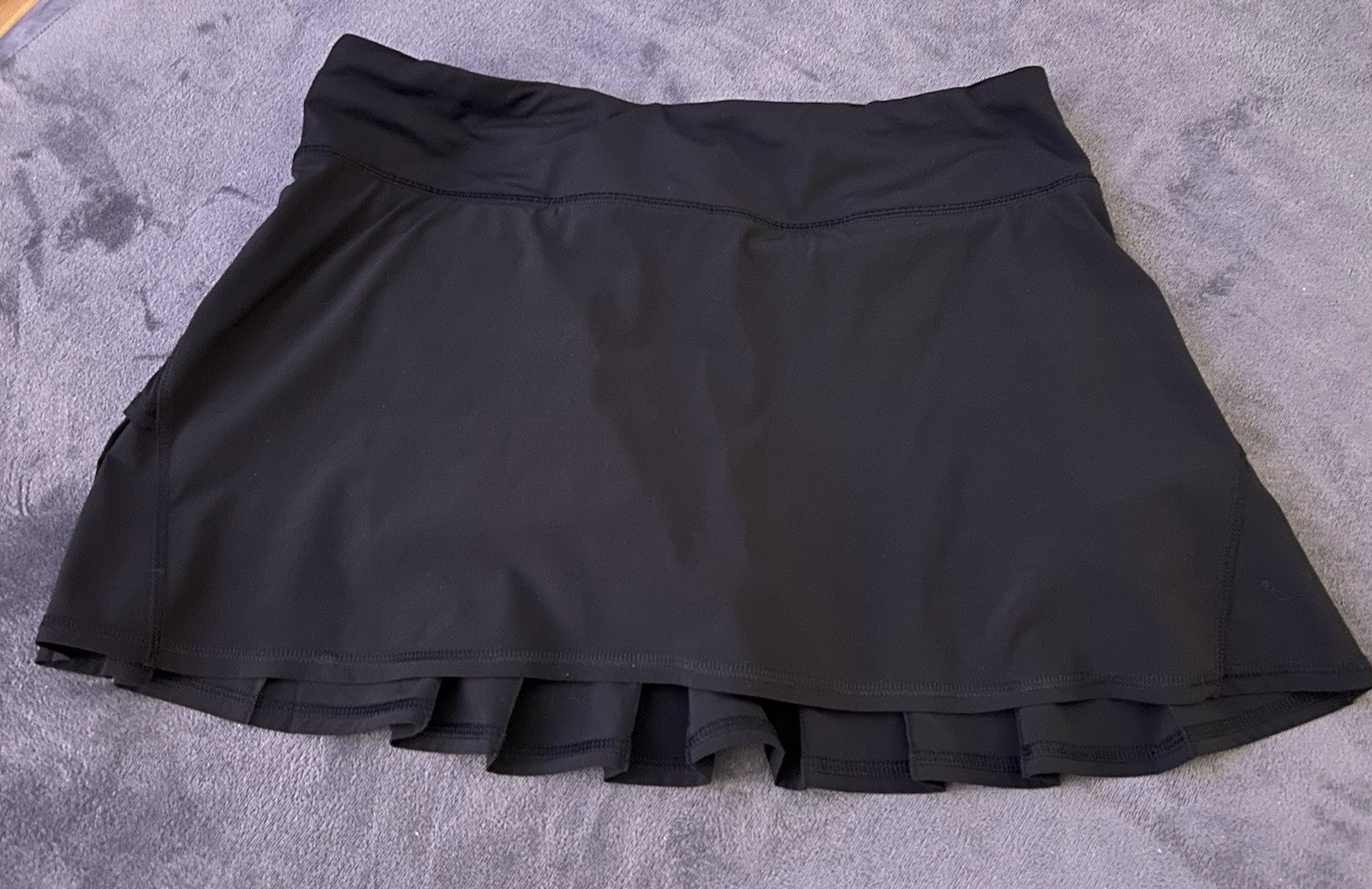 Lululemon Women's Black Athletic Skort Size 6 Stretch Pocket