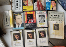 Lot of 13 Elvis Presley cassette tapes. Various titles MH 1025