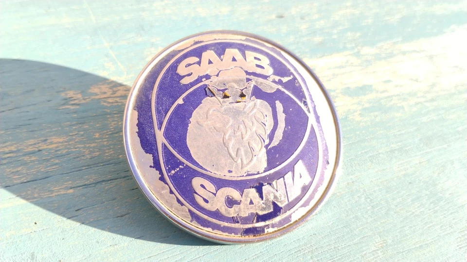 Оригинальный заводской синий значок с эмблемой переднего капота Saab Scania 900 9000 5289871 - Изображение 3 из 4