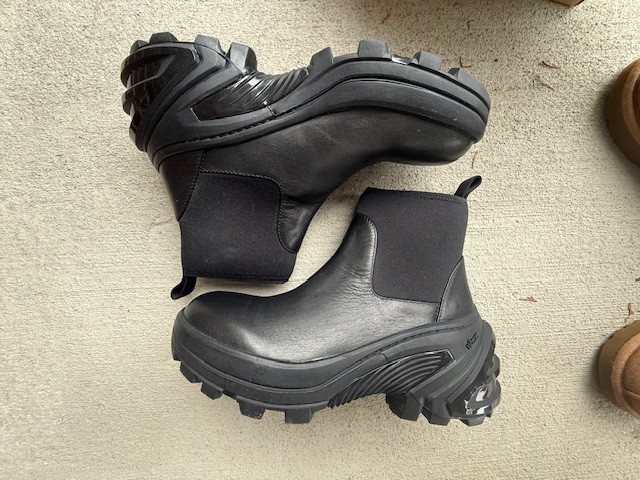 1017 ALYX 9SM Leather Mid SKX Sole Boots size 40 womens new no box