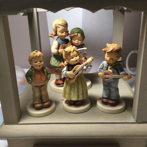 Hummel Singers With Musical Gazebo 5 Pc Lot #336, 557, 558, 848 Mint (T47) - Picture 9 of 24