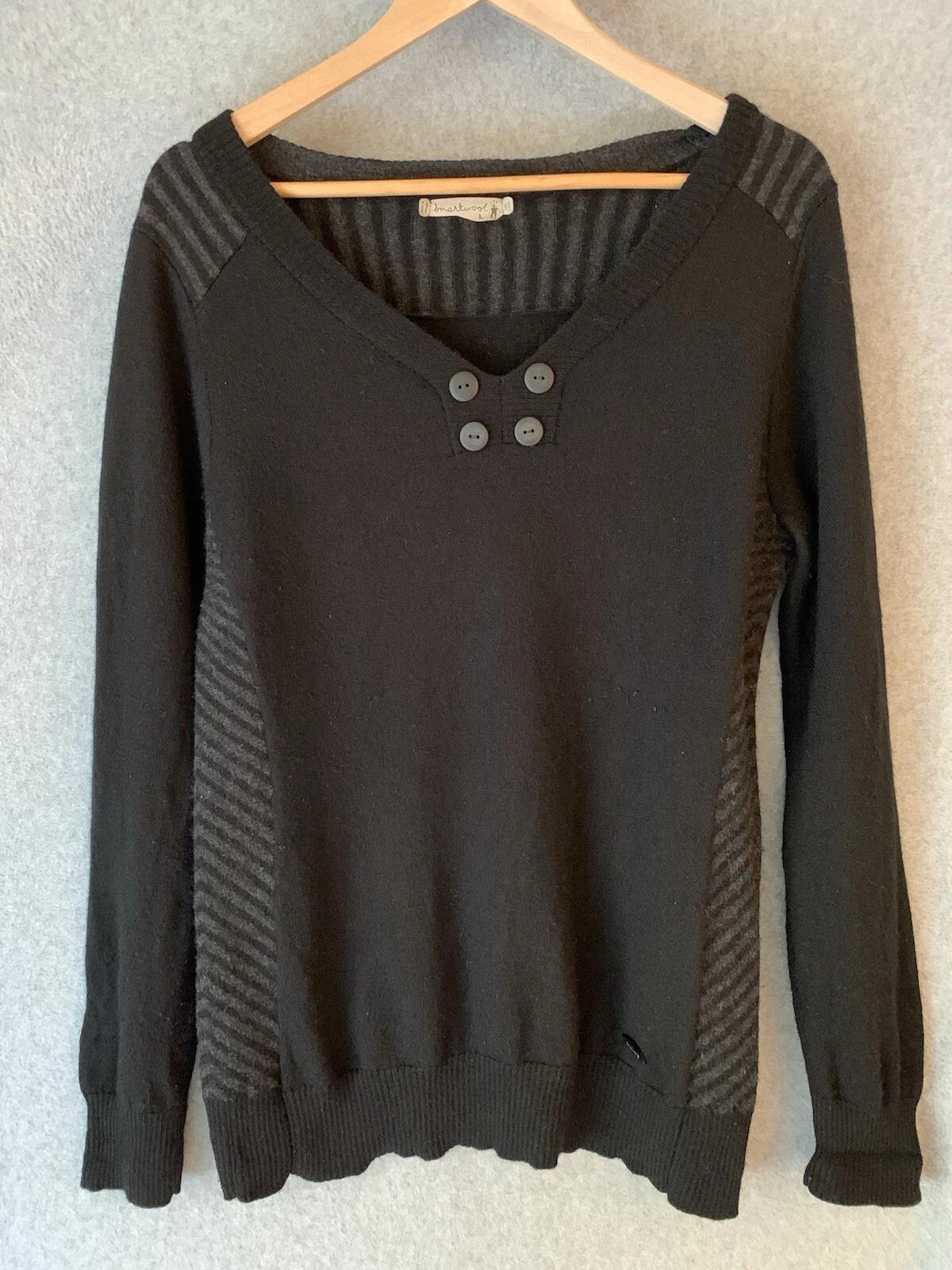 smartwool stretch 100% merino wool v neck sweater