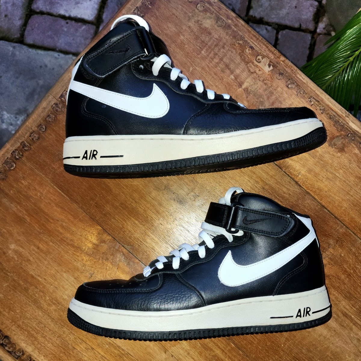 Nike Air Force 1 Mid \'07 Black 2011 US Men\'s size 14 315123-010  *vintage* Lace Nike Air Force 1 Mid  main image 3