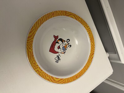 2002 Kellogg's Tony The Tiger Cereal Bowl 6 1/2'' Diameter 1 1/2'' Deep Pre Owned
