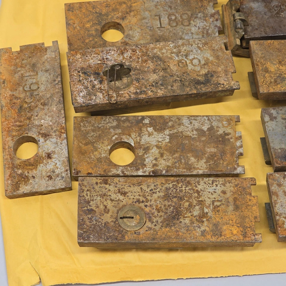 Lote de 16 puertas caja de seguridad bóveda bancaria herrajes bisagras llaves cerraduras LEER Foto 3 de 4