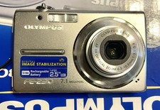 Olympus Digital Camera Battery Charger 3X Zoom 7.1MP FE-230 512mb SD 2.5" Screen