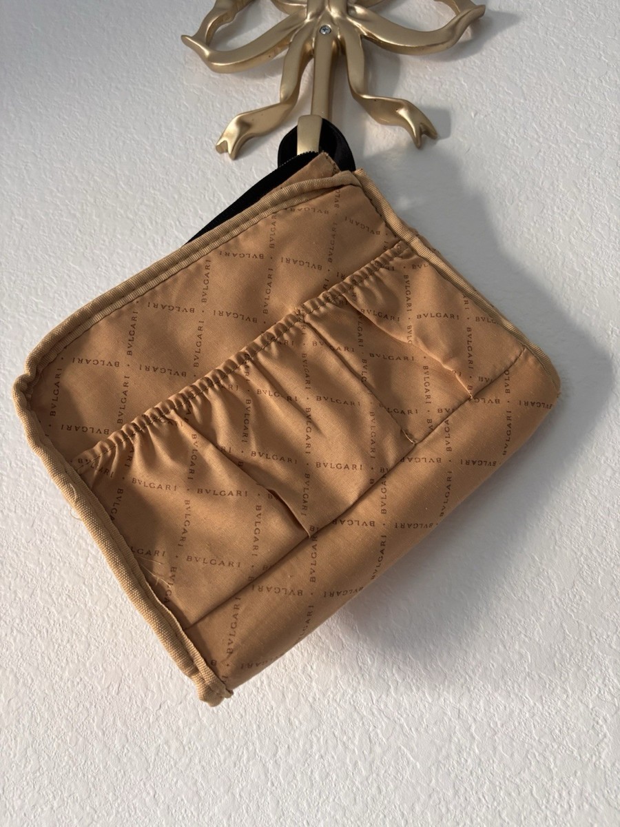 メイク道具・化粧小物 gold synthetic leather BVLGARI Pouch Bvlgari Black Makeup Bag Gold Logo Lining Zipper Cosmetic Travel