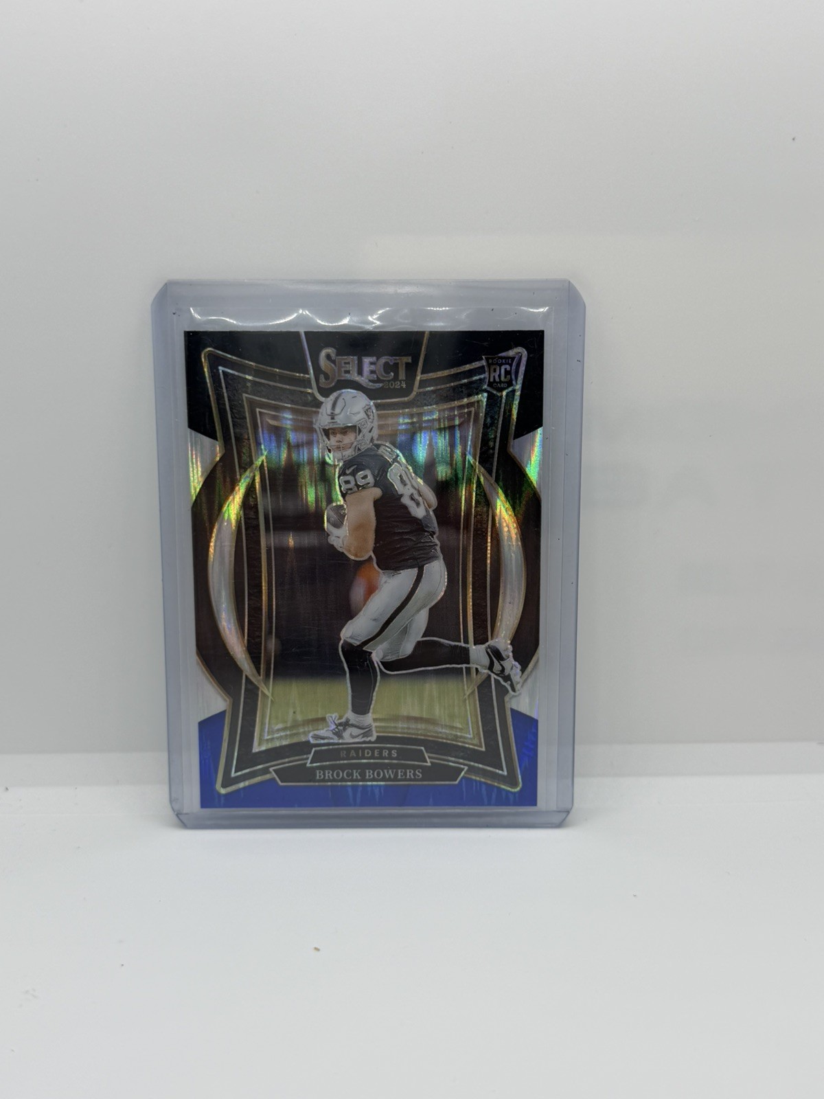 2024 Panini Select - Concourse Brock Bowers #31 Red & Blue Shock Prizm (RC)