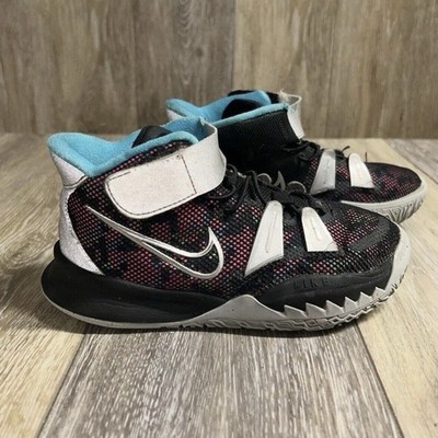 Nike Kyrie 7 VII Black Silver Blue Pink Pixel Kids Youth US Size 13 CT4087-008