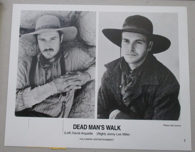 PRESS PROMO PHOTO TV DEAD MAN'S WALK DAVID ARQUETTE & JOHNNY LEE MILLER 8X10 X68