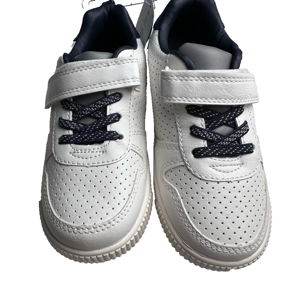 Carter's Kids White Sneakers size 12 Sports Shoes