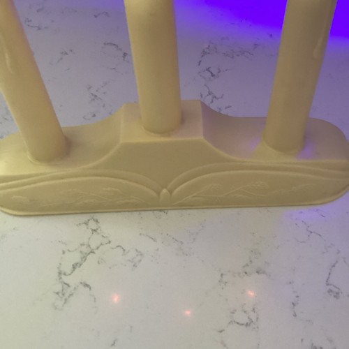 Vintage Plastic Candleabra 3 Candle Flickering Bulbs - Picture 3 of 5