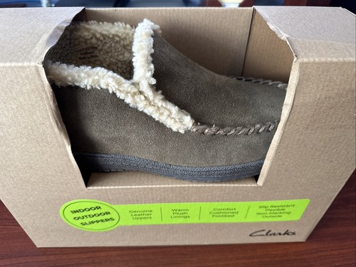 Clarks Herren Sherpa gefütterte Stiefelette Hausschuhe salbeigrün Gr: 9 (LB0643) - Bild 8 von 13
