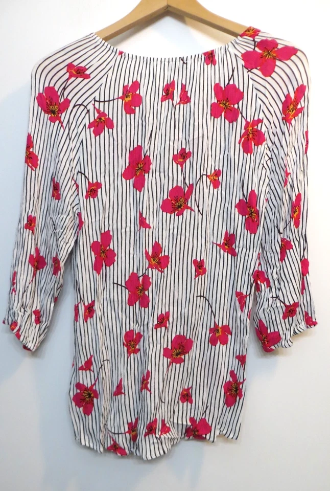 Camisa Tribal Mujer Mediana Rosa Negra Blanca Floral Rayas Manga 3/4 Colorida Foto 3 de 4