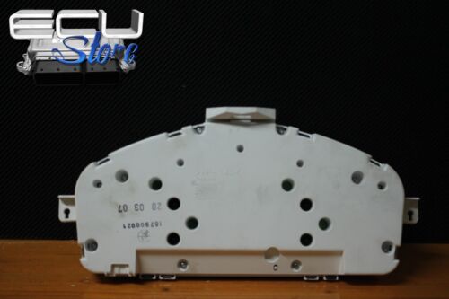 Speedometer / Instrument Cluster Volvo V50 Diesel 2008 - 30765310 0004920 - Picture 2 of 3