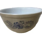 Vintage Pyrex Homestead Brown Mixing Bowl #402 1.5L