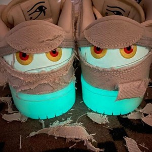 NIKE SB DUNK LOW PRO PRM HALLOWEEN MUMMY COCONUT MILK YELLOW DM0774-111 US  6 | eBay