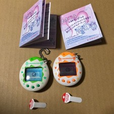 Tamagotchi Osutchi Mesutchi Pair Set with Manual Tested Working Condition Junk