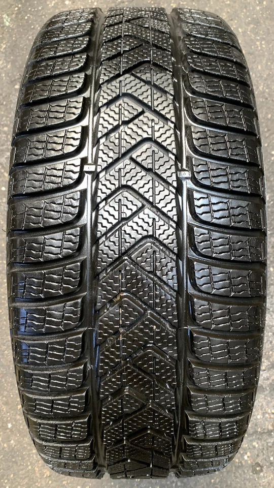 4 Orig AUDI Winterräder Rotor 235/35 R19 91V A3 S3 8V 8V0601025ES 3154 - Bild 3 von 4