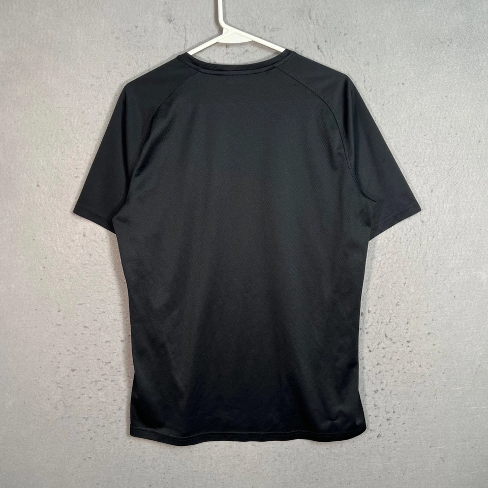 Camiseta deportiva de rugby Canterbury of New Zealand negra con escudo bordado grande Foto 2 de 4